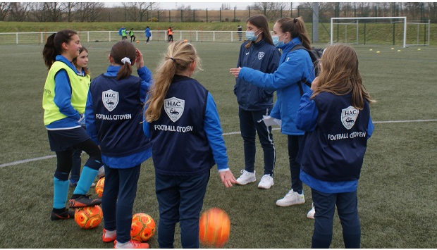 Les  joueuses du groupe U19F Nationaux endossent le rôle de coach !