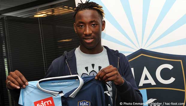 Woyo Coulibaly signe son premier contrat pro au HAC