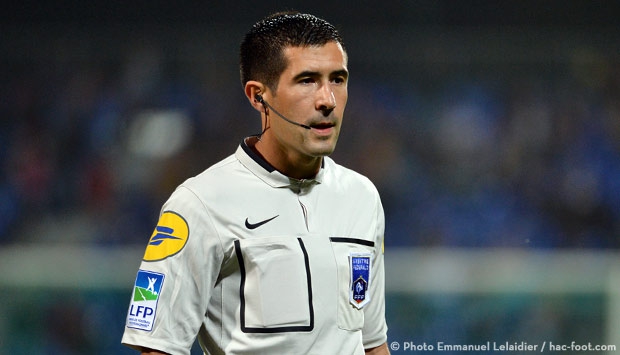 HAC - Bourg-en-Bresse : Monsieur Perreau Niel au sifflet