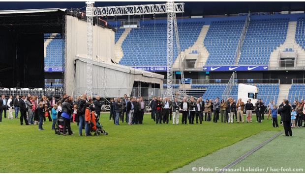 Les actionnaires et les partenaires du HAC au Stade Océane
